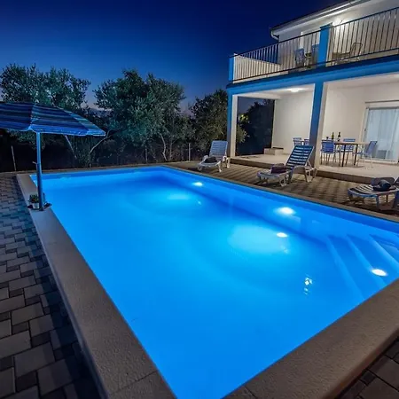 Holiday House With A Swimming Pool Debeljak, Zadar - 22275