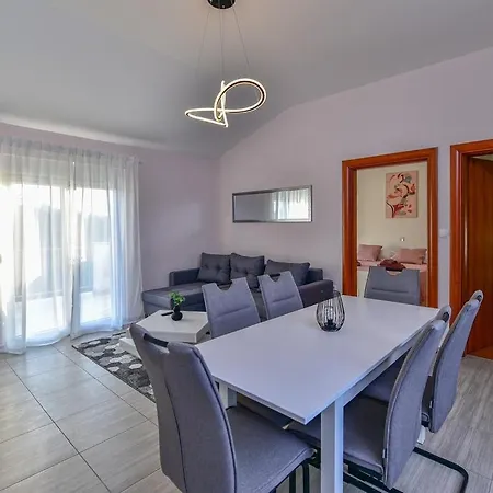 Ferienhaus Holiday House With A Swimming Pool Debeljak, Zadar - 22275 *